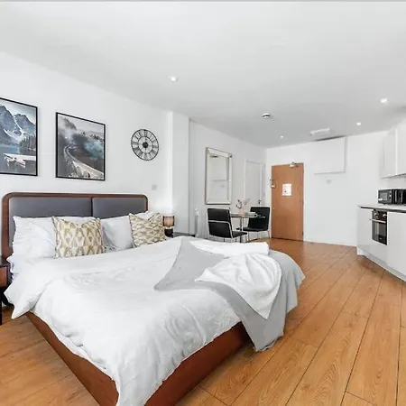 Piccadilly Circus Sleep 6 Central Vr14 * London