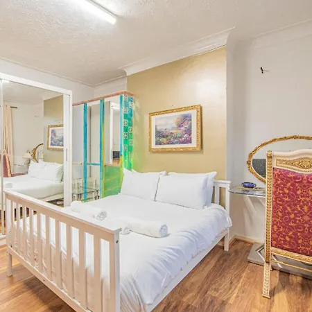 Shaheen 2 Apartment
