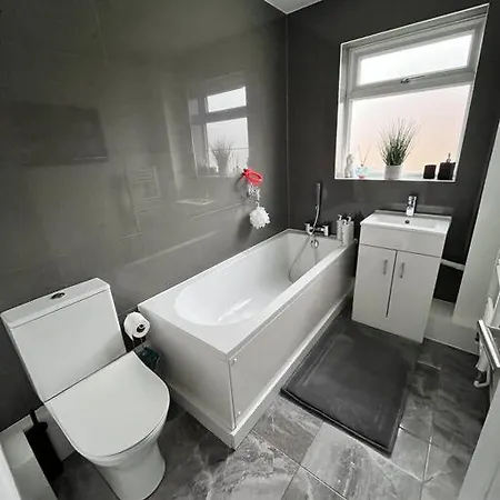 Apartment Luxury Ground Floor Maisonette