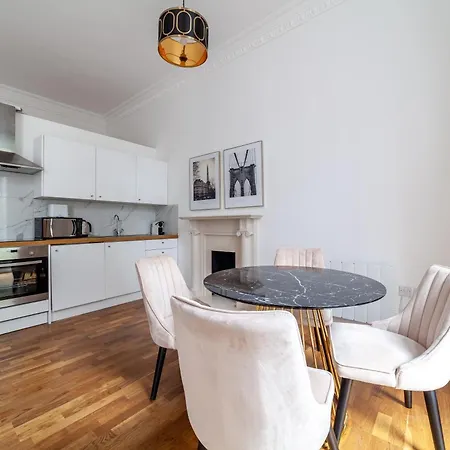 Fascinating 1 Bdr W Terrace, Paddington Apartment *