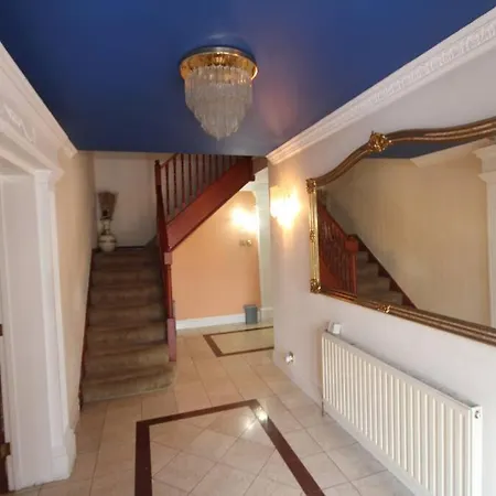 High Gable House -four Bedrooms