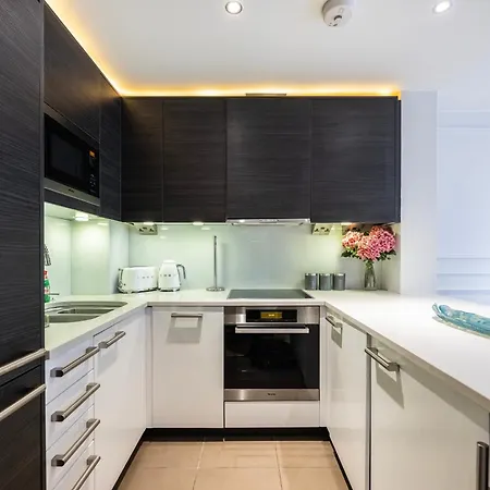 Chelsea Harbour Living Apartment *