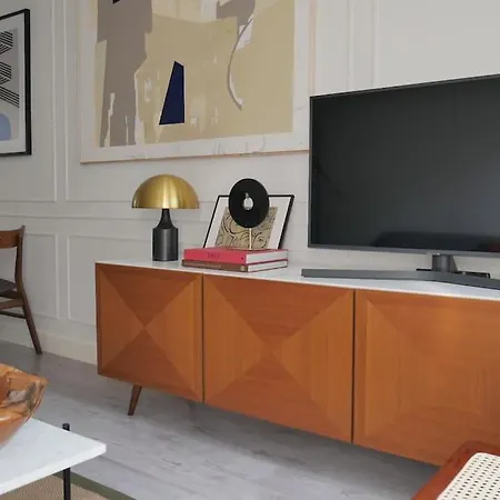 Contemporary Flat In Clerkenwell *