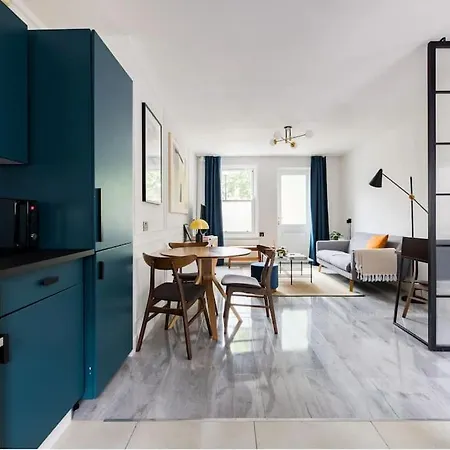 Contemporary Flat In Clerkenwell Apartment London