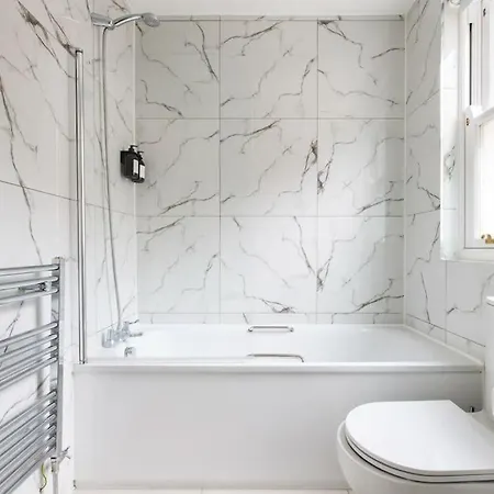 Contemporary Flat In Clerkenwell London