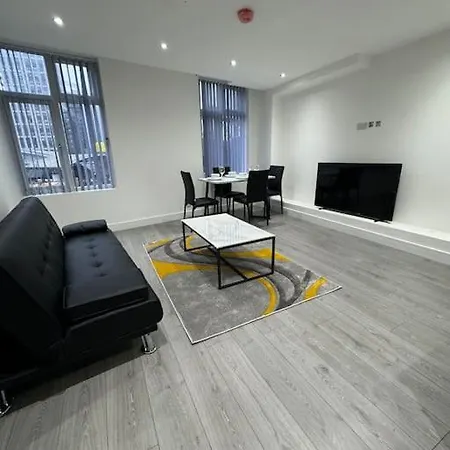 Fully Furnished 1 Bedroom Flat