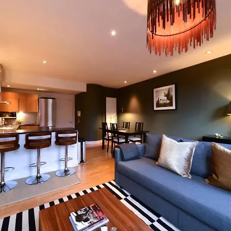 Mr2 - Charming 1 Bed Apartment, Munster Village Apartment