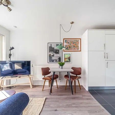 Cosy East Retreat
