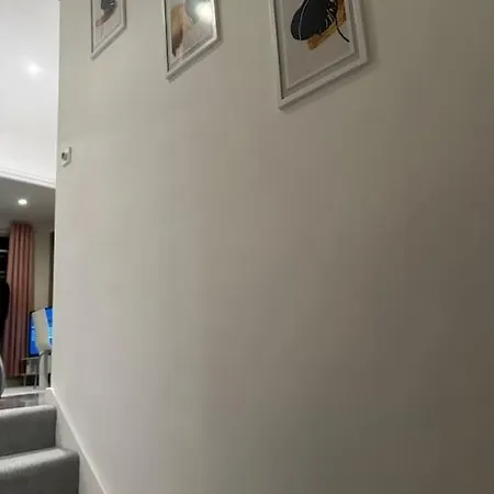 Apartment Entire Flat In Kensington