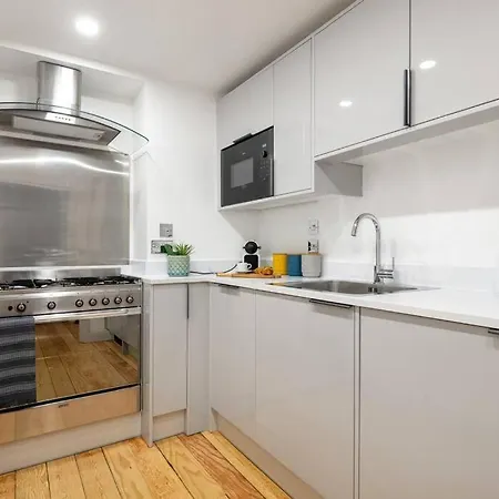 Apartment Prime Covent Garden Gem With Air-con