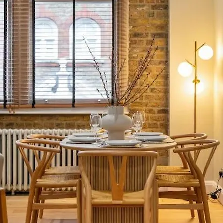 Prime Covent Garden Gem With Air-con * London