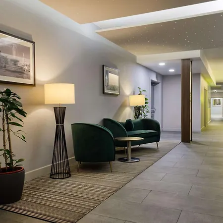 Doubletree By Hilton Angel Kings Cross 4* Лондон