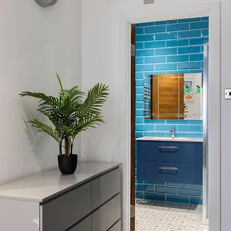 Apartment Edgware Road