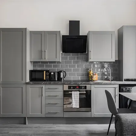 Apartment Edgware Road London