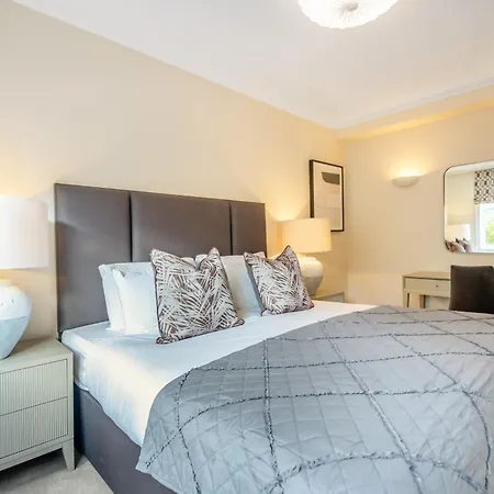 Hill Street Mayfair Apartment London