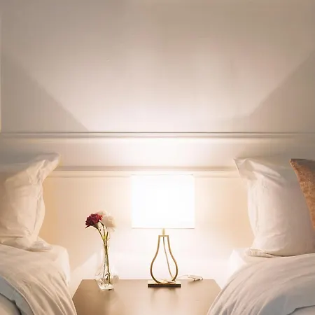 Hotel Curzon Residences *