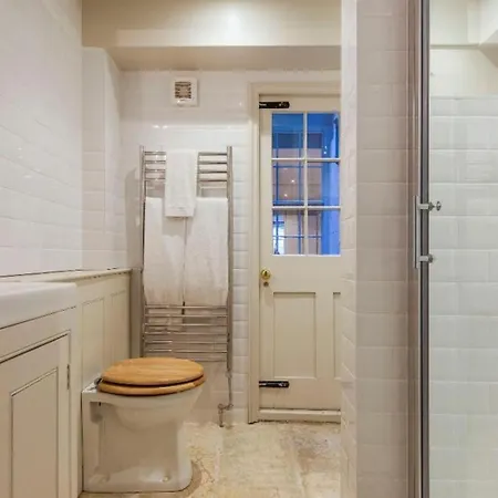 Royal Regency - Sleeps 8 *
