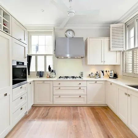 Royal Regency - Sleeps 8 *