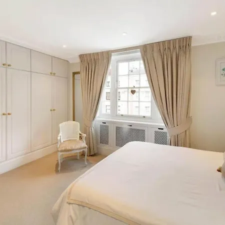 Royal Regency - Sleeps 8