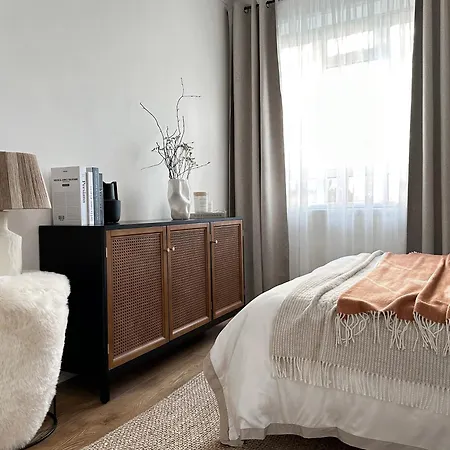 2-br Flat With Style And Comfort In St John's Wood * London