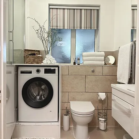 2-br Flat With Style And Comfort In St John's Wood London