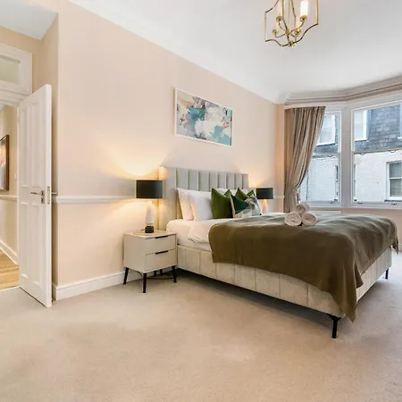 Apartment Spectacular 3 Bed In Berkeley Sq Mayfair *