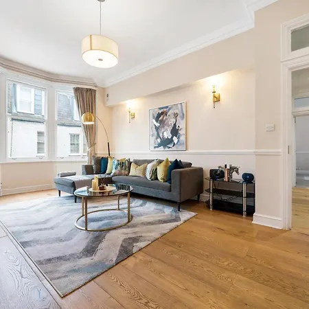 Apartment Spectacular 3 Bed In Berkeley Sq Mayfair *