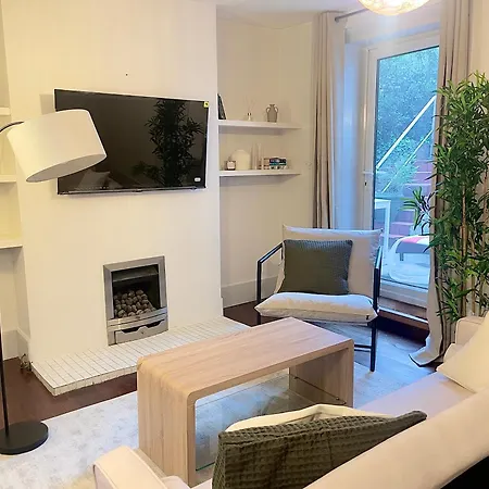 Great Value With Garden In Tufnell Park Near Emirates Stadium And 10 Mins To Kings Cross Apartment *