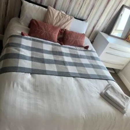 Lovely En-suite Double London