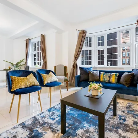 2bd Flat Opp Harrods - Sleeps 5 * London