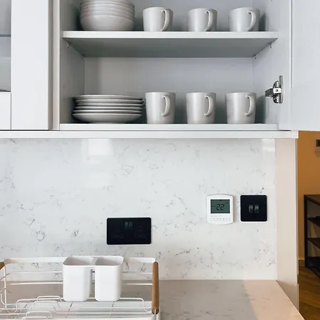 Apartment Luxe Penthouse Retreat: With Free Parking! *