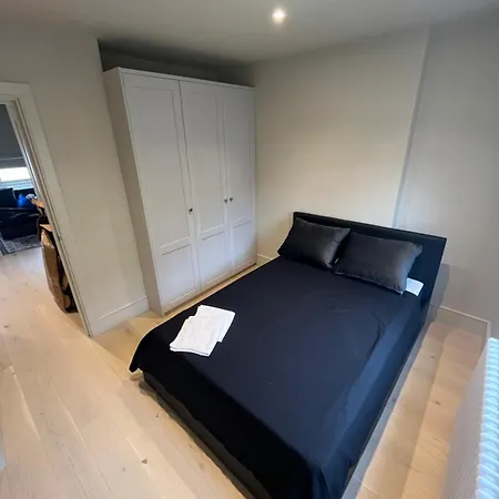 Stunning Portobello Road Flat *