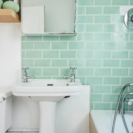 Apartment Stylish In Putney London