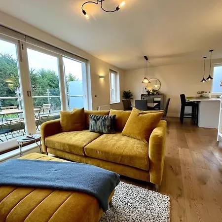 Southgate 2bed London