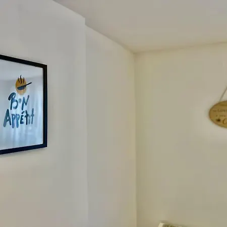 Holiday home Stylish Cosy 2 Bed With Free Parking Ilford