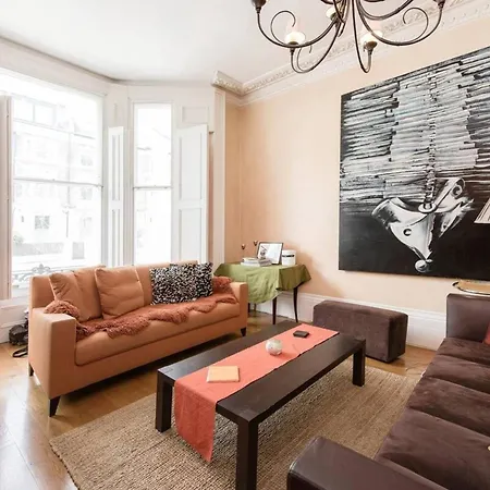 Inviting 1bd Hideaway Kensington Olympia!