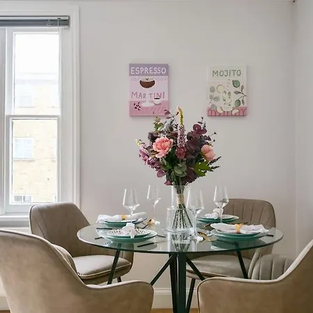 Apartment Charming One Bedroom Flat On Portobello Road London