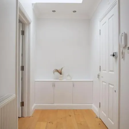 Charming One Bedroom Flat On Portobello Road Appartement Londres