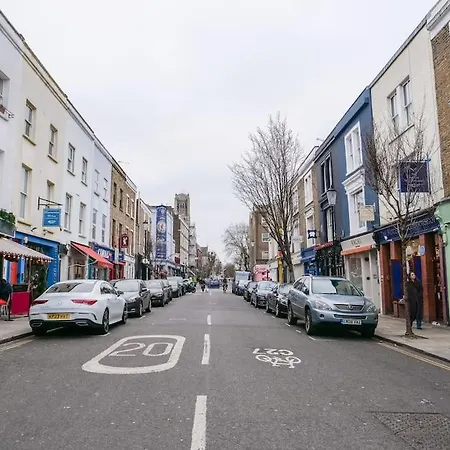 Charming One Bedroom Flat On Portobello Road Apartment