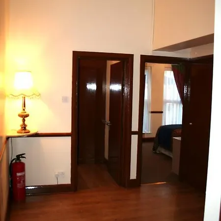 Metro 3* London