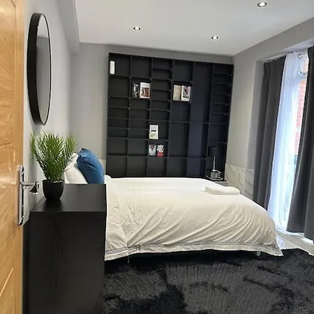 Stylish Entire 2bed London