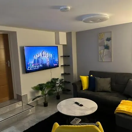 Apartment Stylish Entire 2bed London