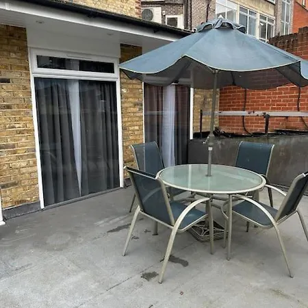 Stylish Entire 2bed