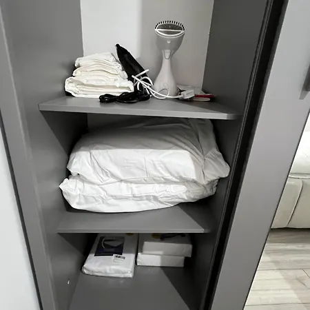 F4 Luxury One Bed With Parking *