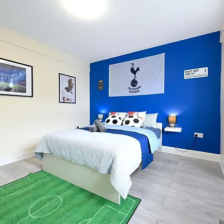 Spacious 5 Bedroom House Next To Tottenham Stadium Appartement *