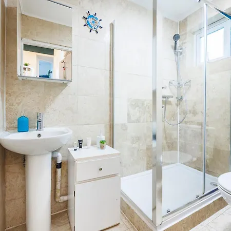Stylish 2 Bed Near Notting Hill Appartement *