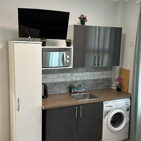 Guest & Rest Apartment