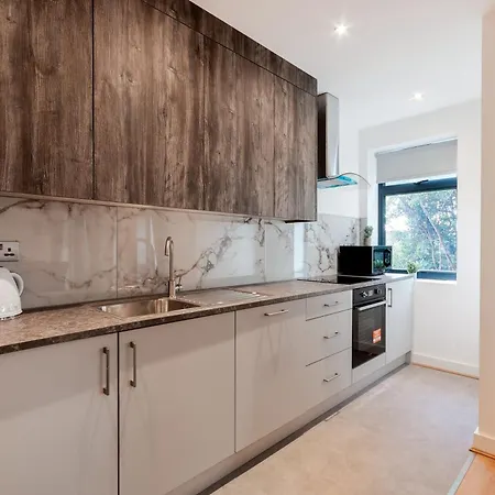 Modern Comfort Two Bedrooms Flat, Cr5 Apartment *