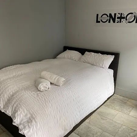 Luxurious Soft Water Air Conditioning Tv 5 Bed Arcade House Holiday home
