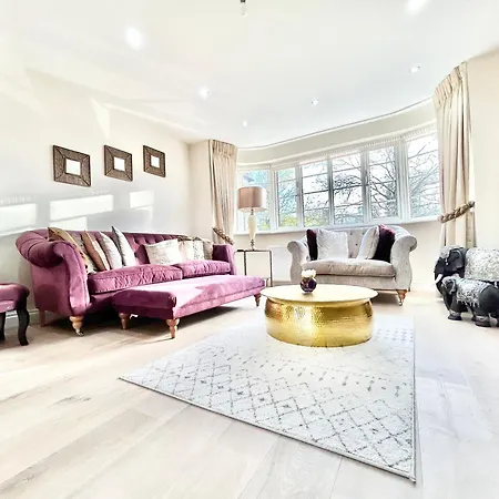 Stonegrove Luxury House London Free Off Street Parking And Evc Port * Edgware